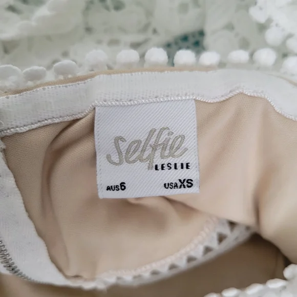 Two-Piece Set Tallulah Lace Off-Shoulder Top & Skirt - Picture 4 of 8